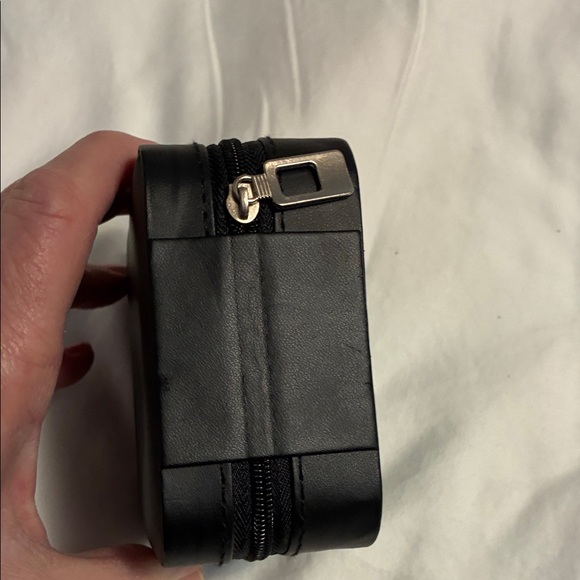 Black Square Faux Leather Jewelry Case Travel Box - Picture 6 of 7